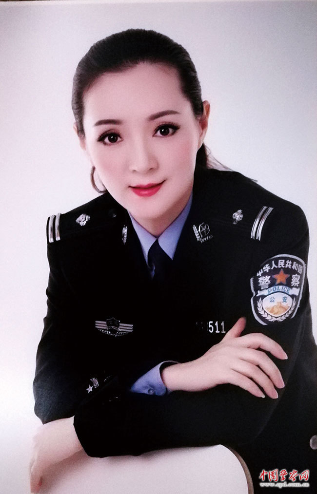 中国女警察相片图片